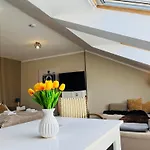 Feldhouse